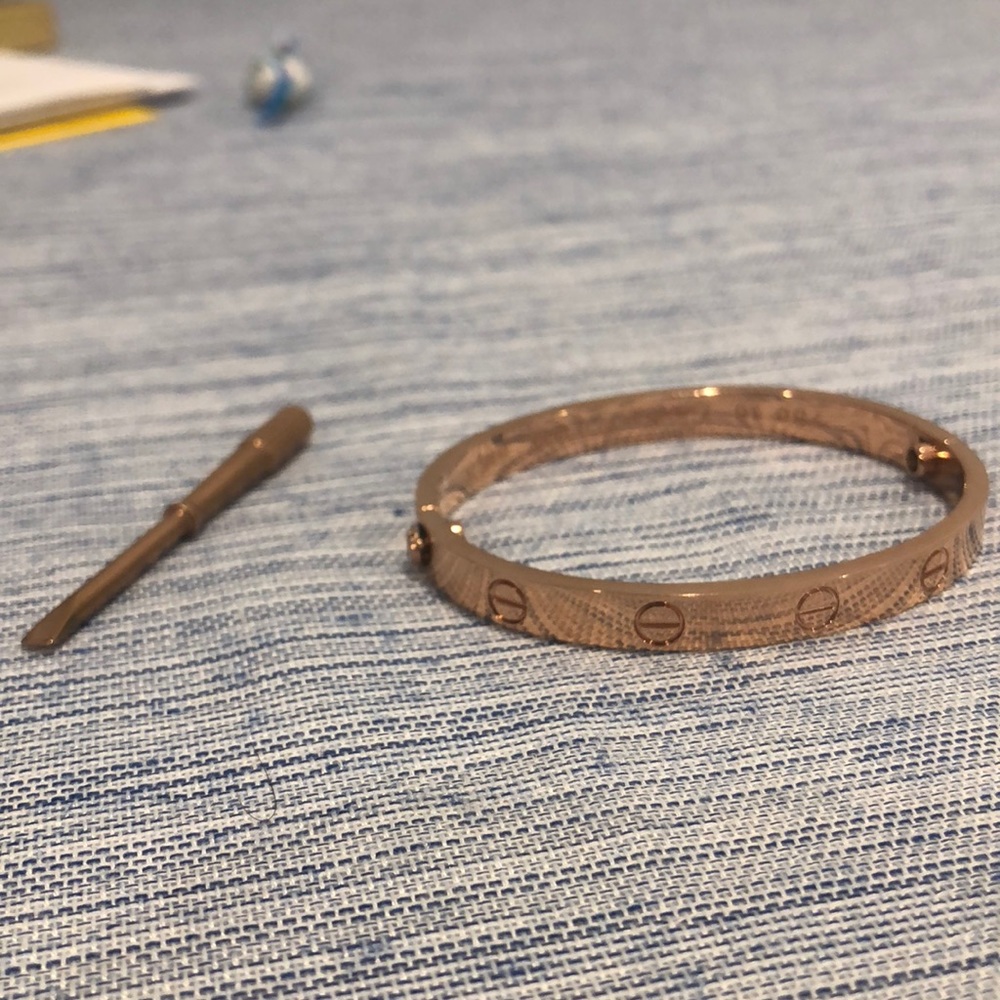 Bracelet